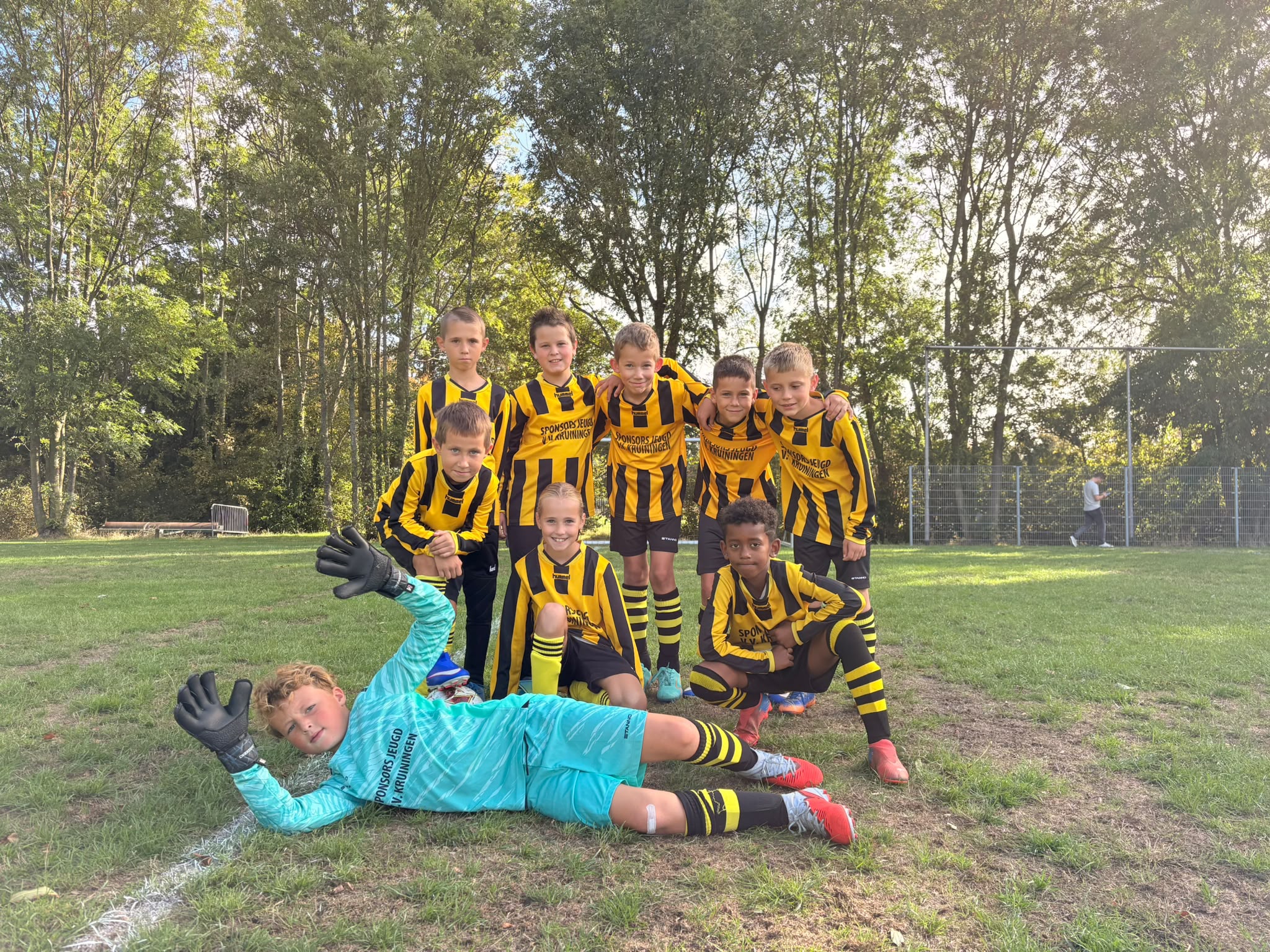 Vrijdagavond voetbal, bekerwinst een ontvreemde jolly en nog veel meer op De Kruse Mat